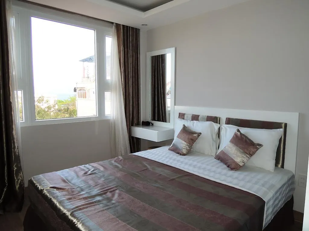 Van Nam Hotel 芽庄 越南