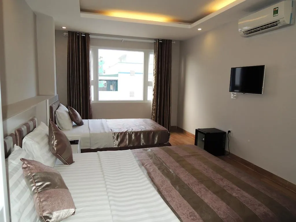 Van Nam Hotel Nha Trang