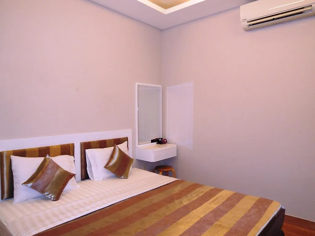 Van Nam Hotel Nha Trang