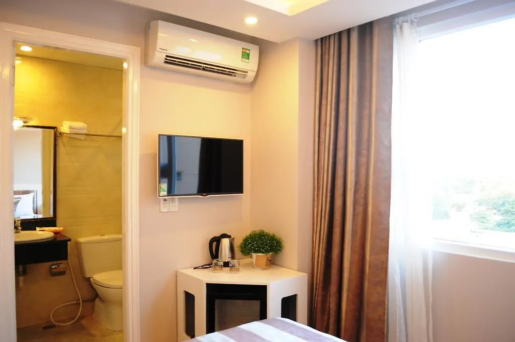 Van Nam Hotel Nha Trang