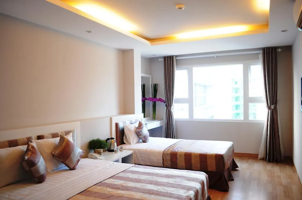Van Nam Hotel Nha Trang